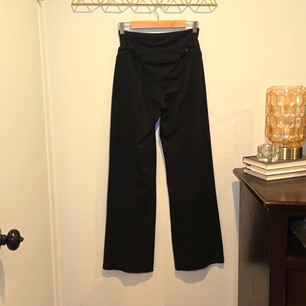 Spanx Slim-X Bagel Buster Flare Yoga Leggings Size Extra Large Black - Picture 3 of 10